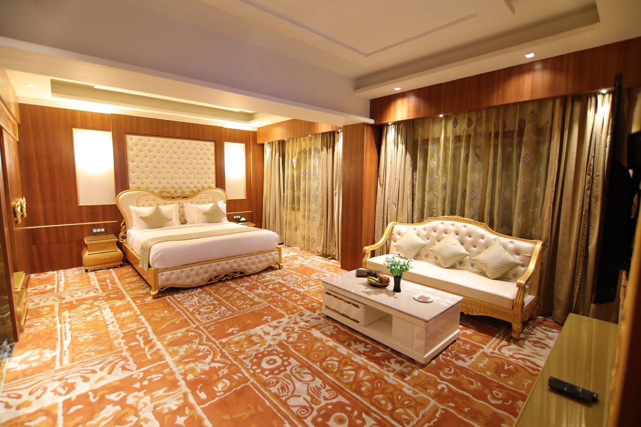 Hotel Grand Orchid Haridwār Екстериор снимка