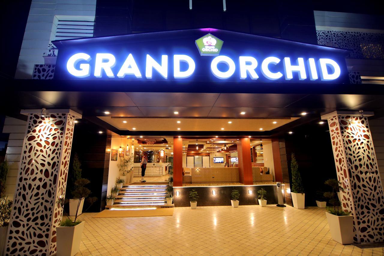 Hotel Grand Orchid Haridwār Екстериор снимка