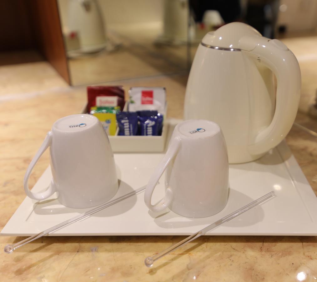 Hotel Grand Orchid Haridwār Екстериор снимка